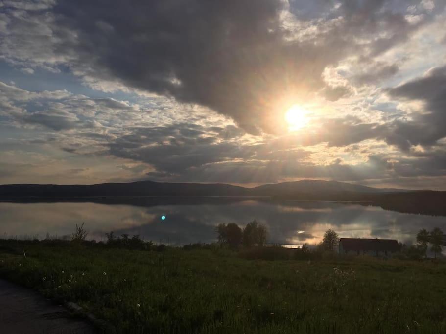 Apartman S Terasou A Vyhledem Na Jezero Lipno Kovarov  Exterior foto