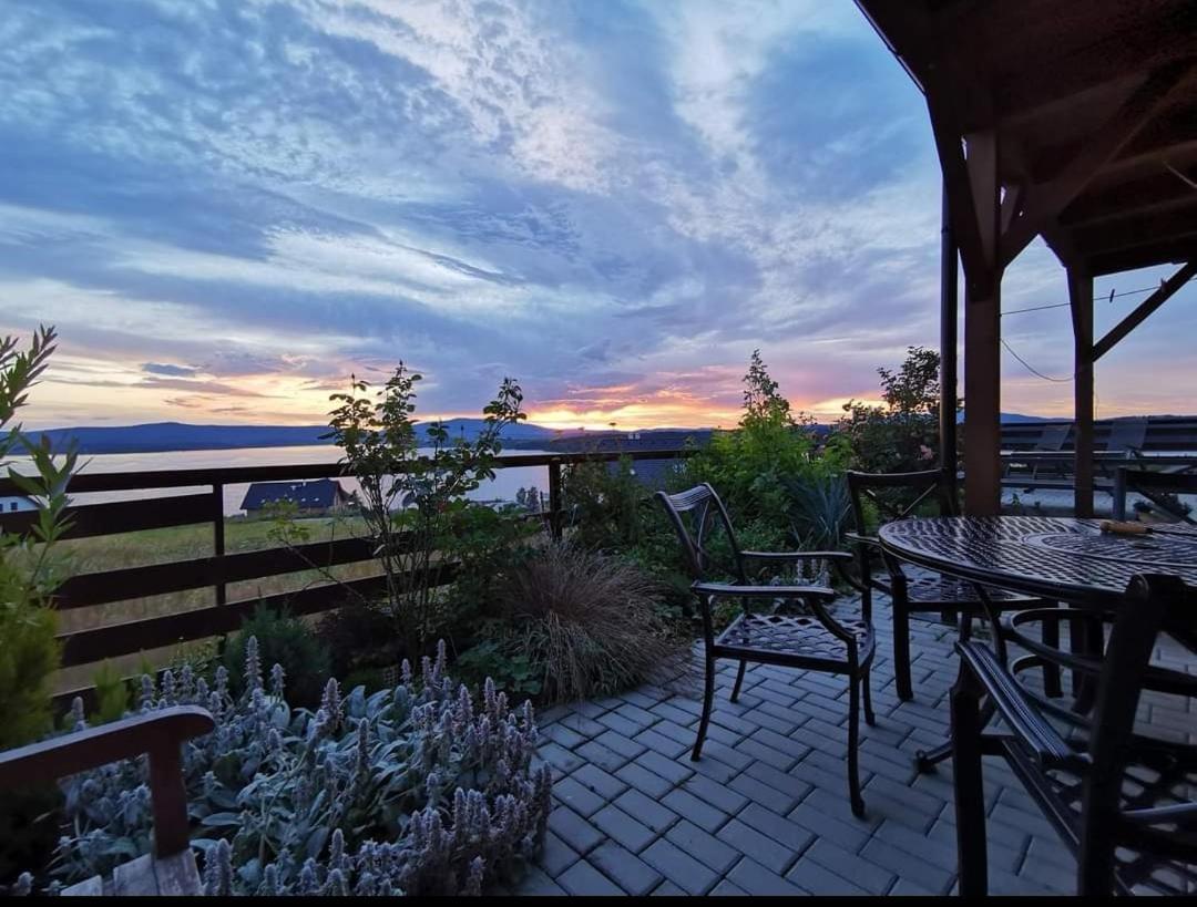 Apartman S Terasou A Vyhledem Na Jezero Lipno Kovarov  Exterior foto