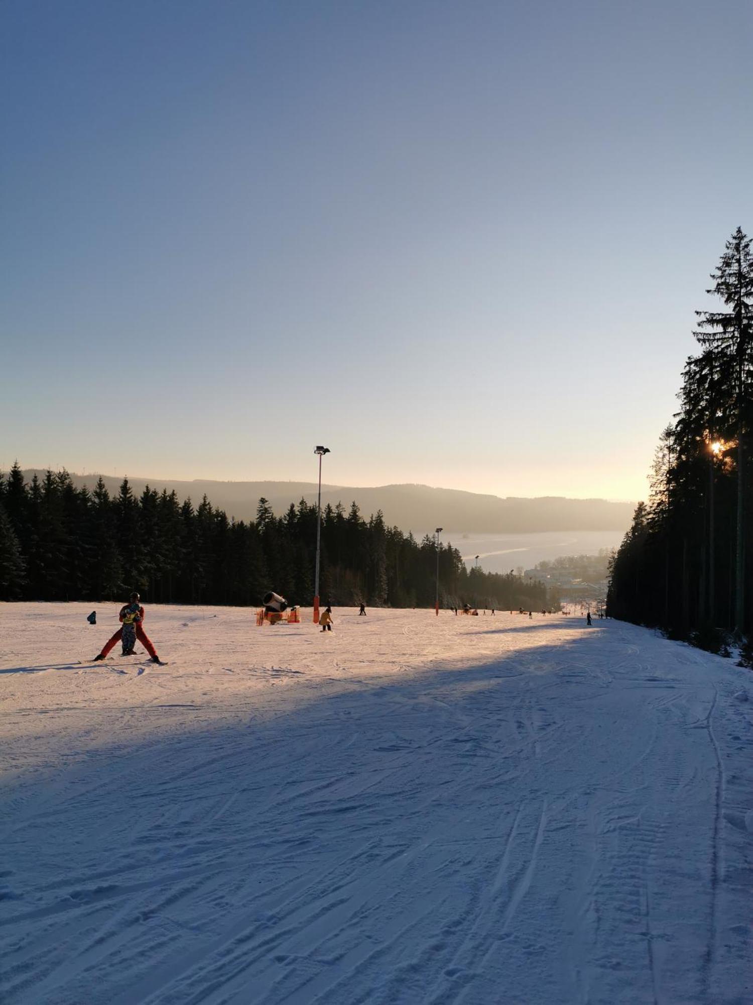 Apartman S Terasou A Vyhledem Na Jezero Lipno Kovarov  Exterior foto